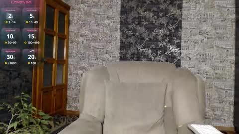Snapshot of mandy_foxxx chatting on October 17, 11:47 am Mandy online show from October 17, 11:47 am