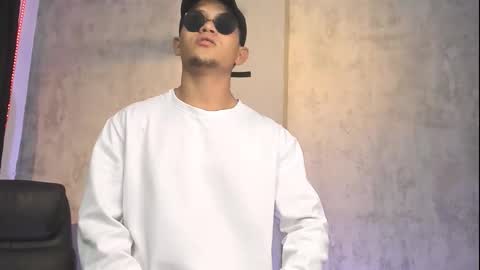 Manuel online show from November 6, 4:26 am