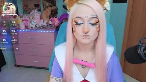 Manuela online show from January 16, 9:13 pm