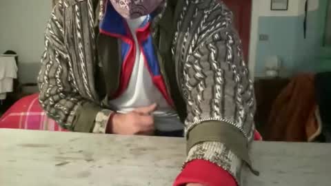 Manu online show from March 22, 1:04 pm