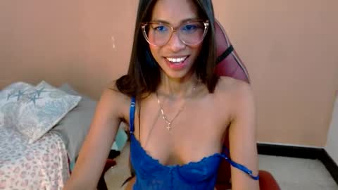 Mara 3 online show from December 5, 2:04 pm