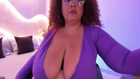 Mrs. Sweet online show from May 13, 2:21 am