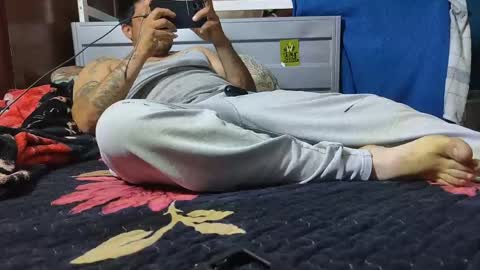 Ernesto online show from April 14, 9:45 am