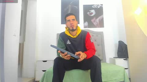 Marc Ruffalo online show from April 9, 11:16 am