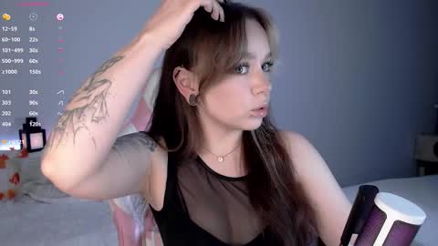 Snapshot of marceline_red chatting on October 14, 5:49 pm Lady Marceline online show from October 14, 5:49 pm