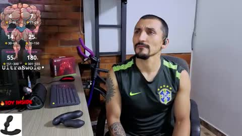 Marck  Independent model  online show from March 12, 3:10 am