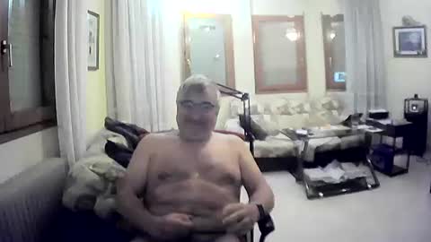 marcos260526 online show from May 8, 2:06 am