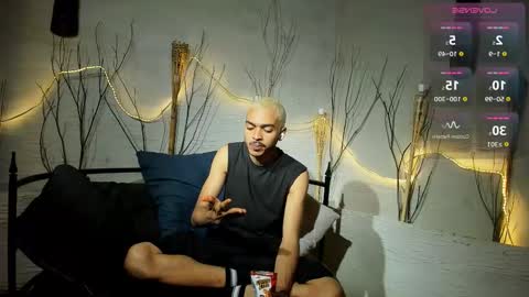 Marcus online show from December 4, 3:50 am