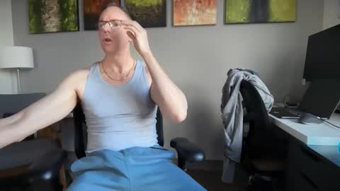 Marcus online show from April 19, 10:56 pm