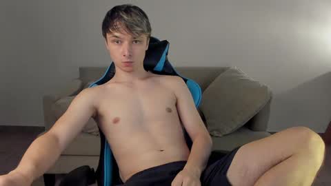 Snapshot of marcussmit chatting on January 23, 6:45 pm Marcus online show from January 23, 6:45 pm