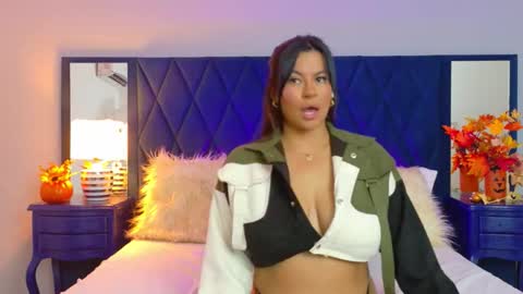 Margaret Saunders online show from October 24, 7:03 pm