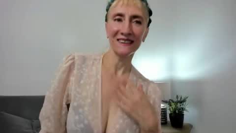 margaretmature online show from October 11, 12:54 pm