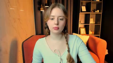 Margo online show from March 3, 1:40 pm