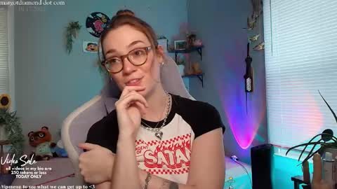   online show from October 17, 3:05 pm