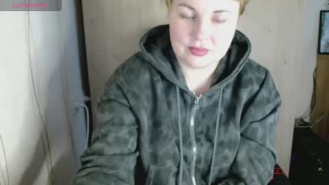 Mari online show from November 18, 7:44 am