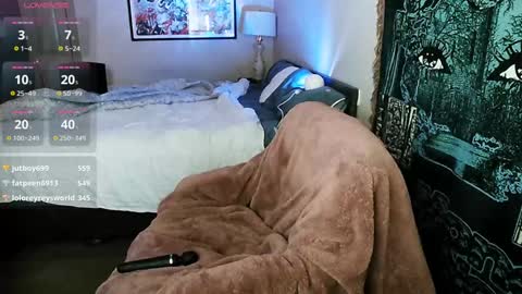 Mari online show from March 8, 8:00 am