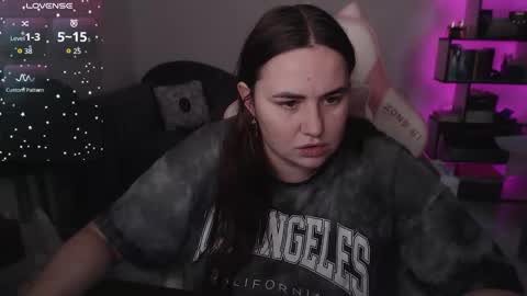 mari moore online show from November 25, 8:46 am