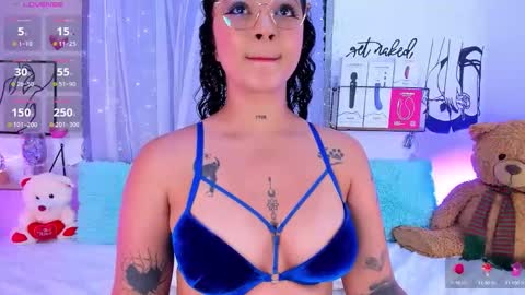 Mari Sweett  online show from January 15, 7:11 pm