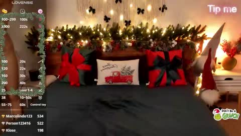 Maria online show from December 15, 8:05 pm