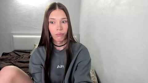 Mariam  online show from November 23, 12:08 am