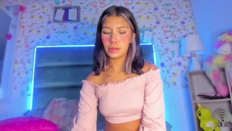 Snapshot of mariana_babe_ chatting on March 11, 12:06 pm mariana_babe_ online show from March 11, 12:06 pm