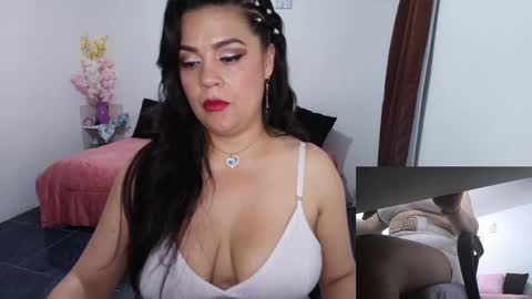 Snapshot of mariana_beltrann chatting on September 30, 5:07 am Mariana online show from September 30, 5:07 am