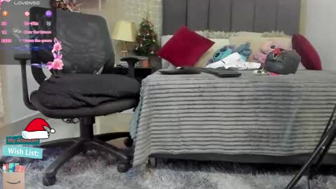 Mar y online show from December 22, 1:18 pm