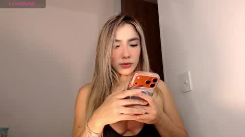 Mariana online show from August 9, 3:23 am