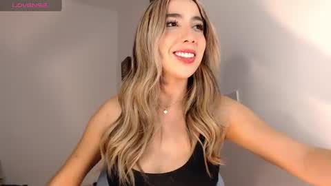 Mariana online show from August 7, 10:41 pm