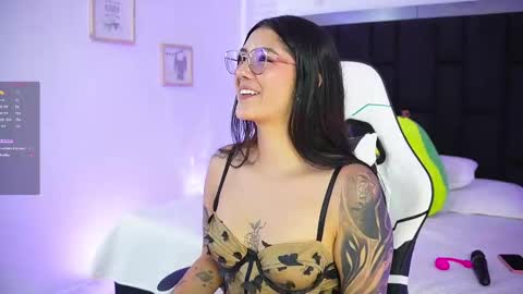 Mariana  online show from September 14, 7:04 pm