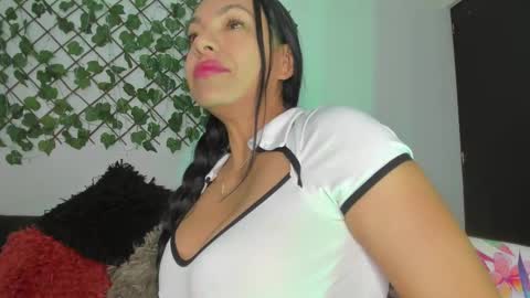 Snapshot of mariana_vidal chatting on September 30, 5:12 pm mariana vidal online show from September 30, 5:12 pm