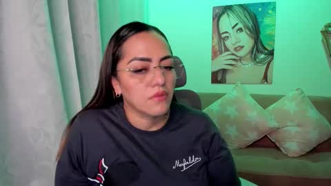 Mariana Lopez online show from November 9, 2:04 am