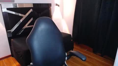 Mariana online show from October 6, 9:21 pm