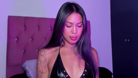 mariana williams online show from November 28, 2:30 am