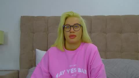 Maria online show from January 18, 6:17 pm