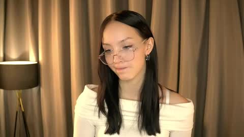 Rachel online show from November 3, 10:00 pm