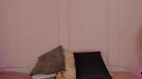 Maria Pettit online show from February 15, 10:47 am