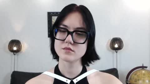 Marie Fitch online show from December 2, 12:09 am