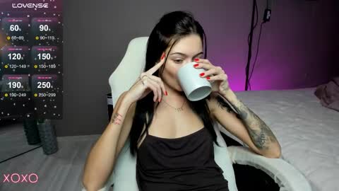 Snapshot of mariella__adams chatting on October 14, 3:04 pm Maria  online show from October 14, 3:04 pm