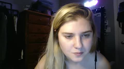 marigoldrue online show from September 27, 4:43 am