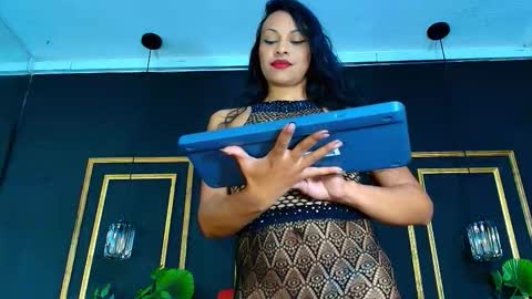 MARIYLN BLAKE  online show from January 16, 12:58 pm