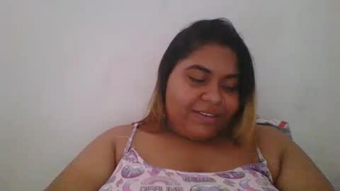 marilyn_porto online show from May 2, 6:25 pm