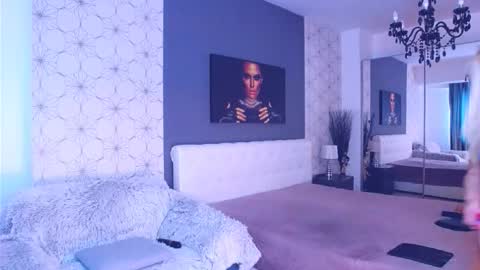 Mary Mais online show from February 17, 8:13 am