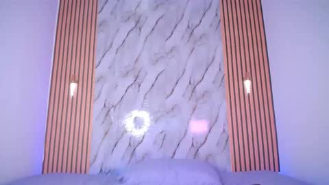 Snapshot of marinella16 chatting on October 15, 12:14 am Marinella16 online show from October 15, 12:14 am