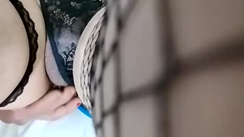 Prissy Miss online show from November 30, 9:27 am