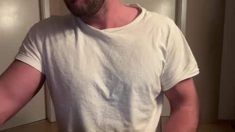 mark9222222 online show from January 15, 9:41 pm