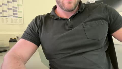 mark9222222 online show from February 25, 10:59 am