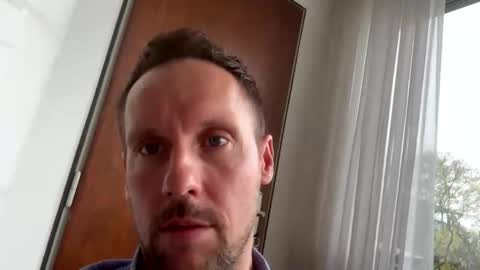 Mark online show from November 11, 12:18 pm