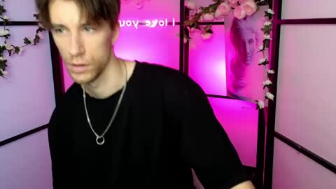 mark_caron online show from June 8, 12:17 pm