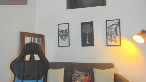 mark_x23 online show from November 3, 1:28 am